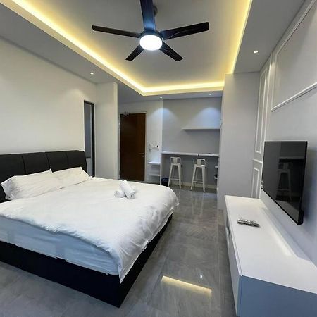 Imperio Residence Melaka - Lovely Classic Studio For Couple Stay With Wifi ภายนอก รูปภาพ